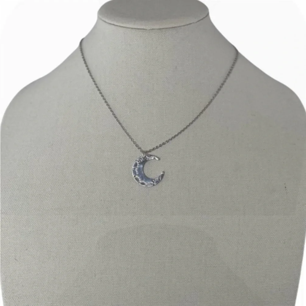 Handmade‎ stamped sun crescent moon pendant stainless steel 18 in chain necklace - Picture 8 of 9
